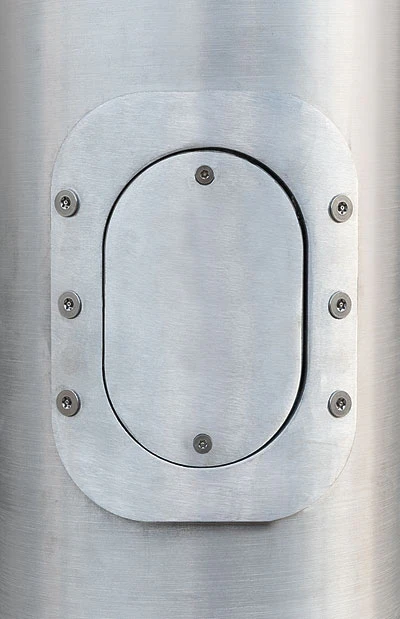 100' Internal Winch Aluminum Flagpole - Image 4