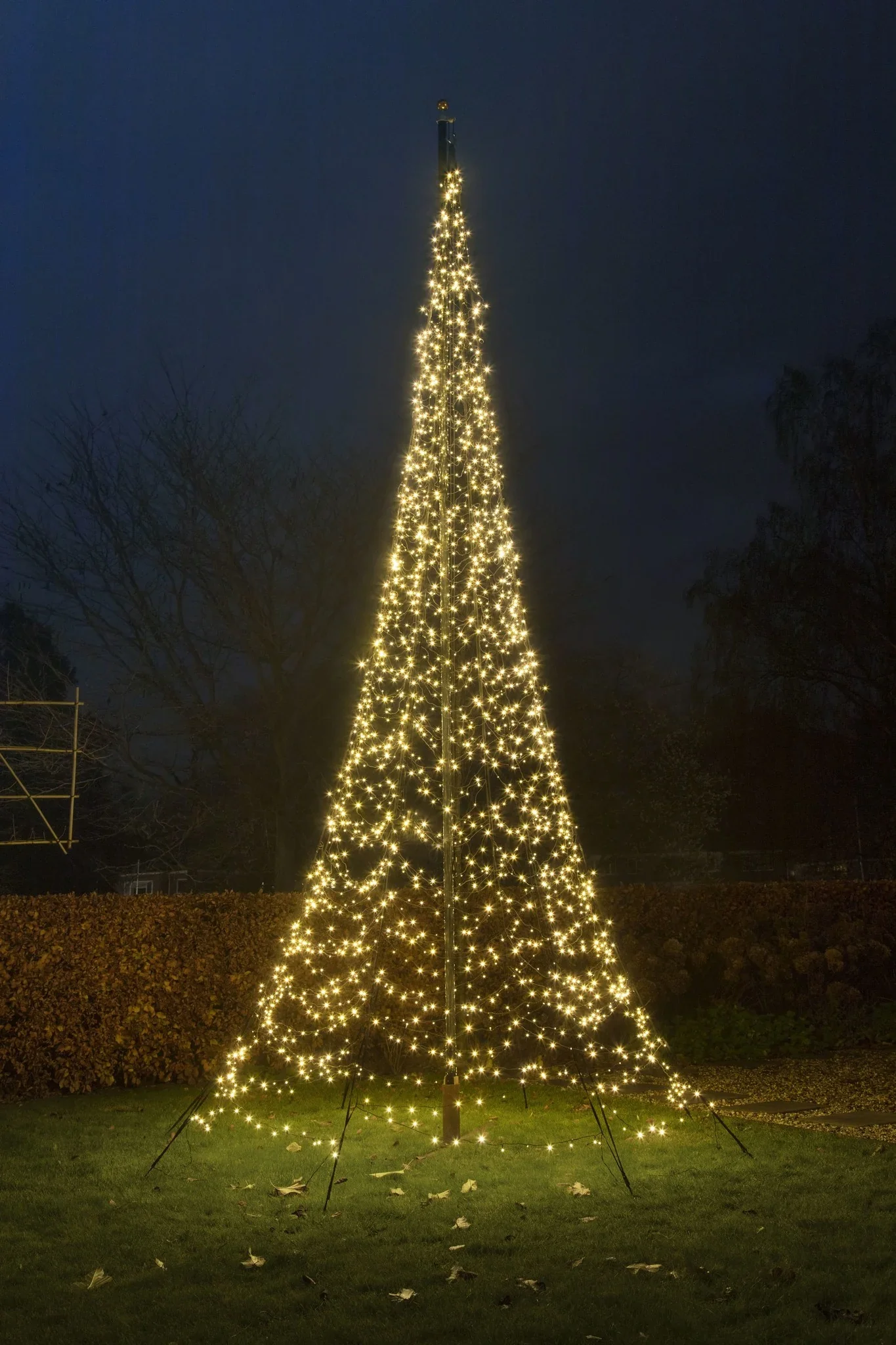 Fairybell Flagpole Christmas Tree Lights - Image 10