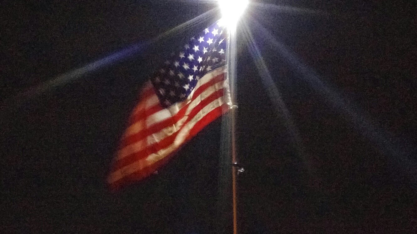 Flagpole Ball with LED Lights - Image 3